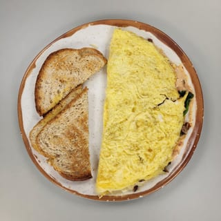 MAMA MIA OMELET